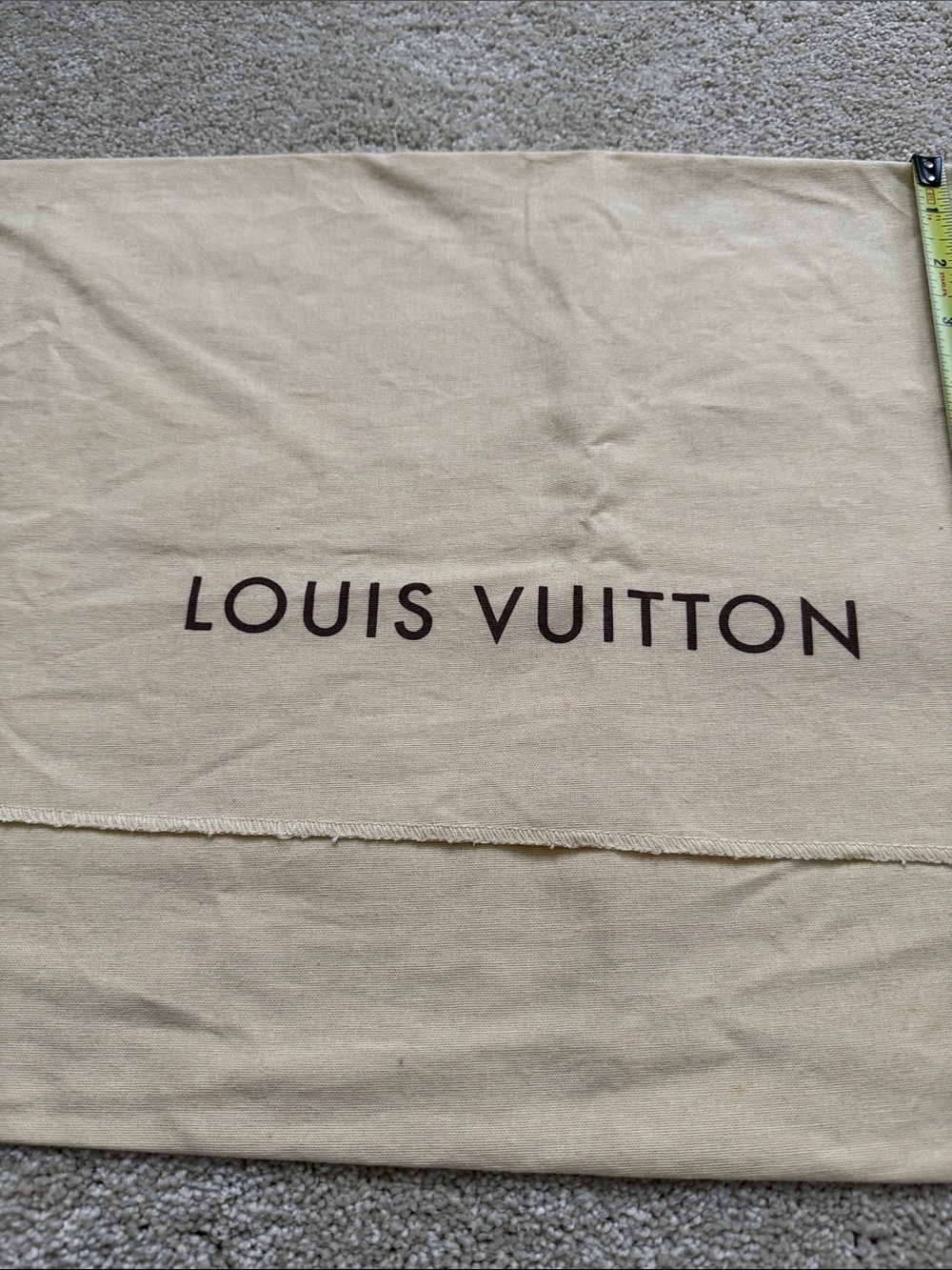 Louis Vuitton Cream Dust Cover with Brown Logo - Picture 4 of 5